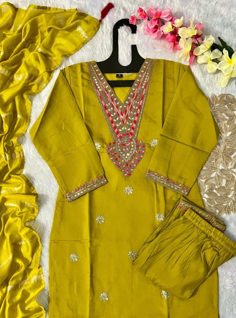 Green Kurta Pant Dupatta Set