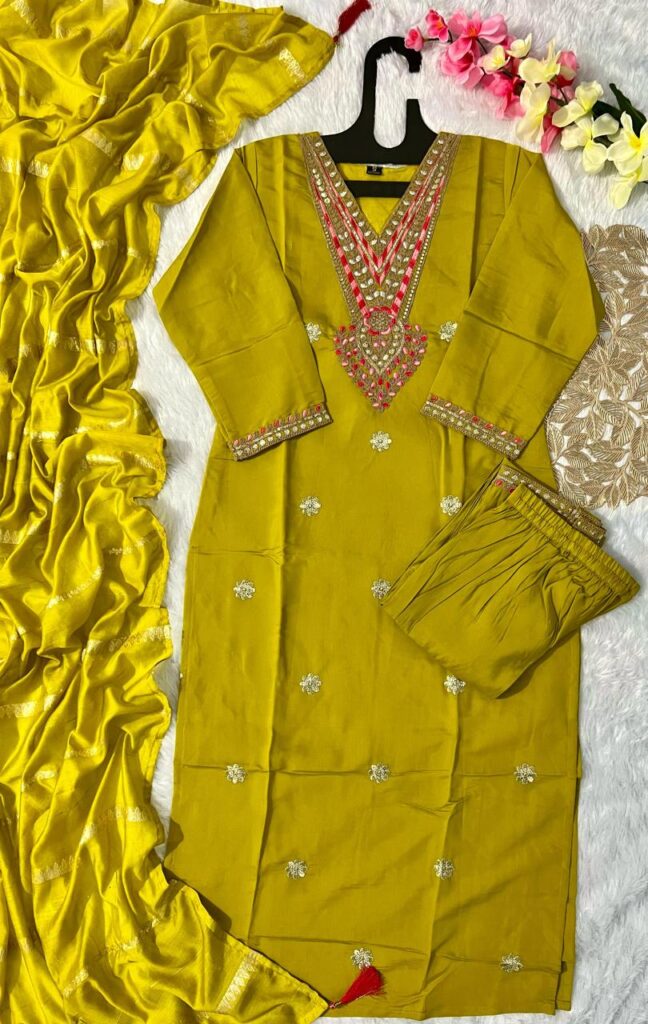 Green Kurta Pant Dupatta Set