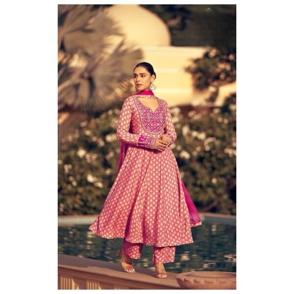 Chinon Silk Anarkali Design with Digital Print & Real Mirror Heavy Threadwork ✨