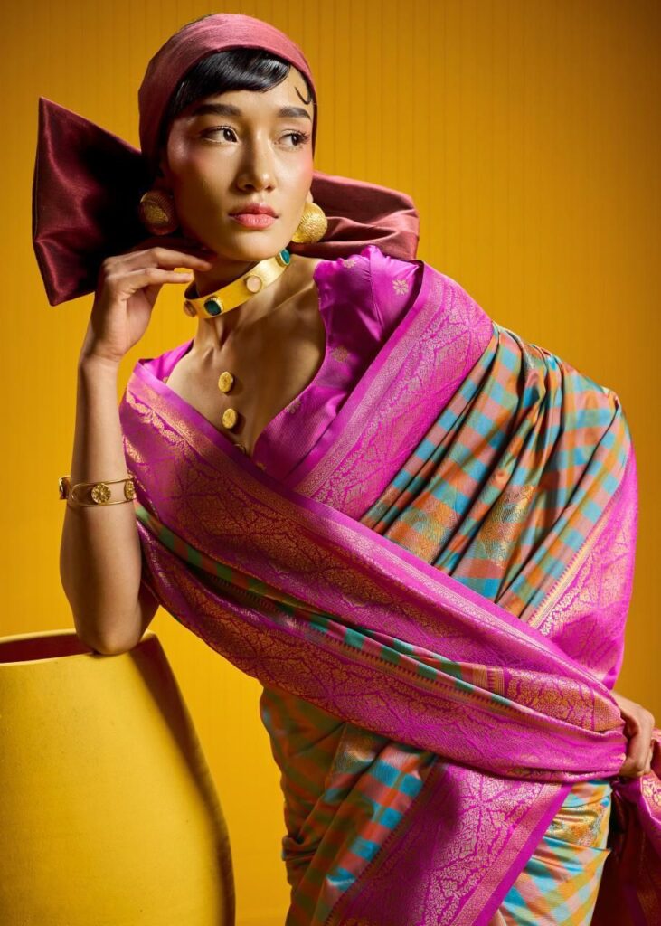 Pure Silk Tone To Tone Checks Handloom Weaving Saree — Purple & Green