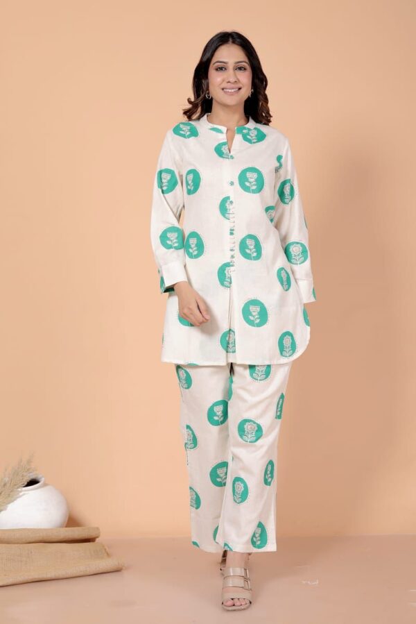 Cream & Teal Floral Print Coord Set – Smart Office Wear for Dubai Summers